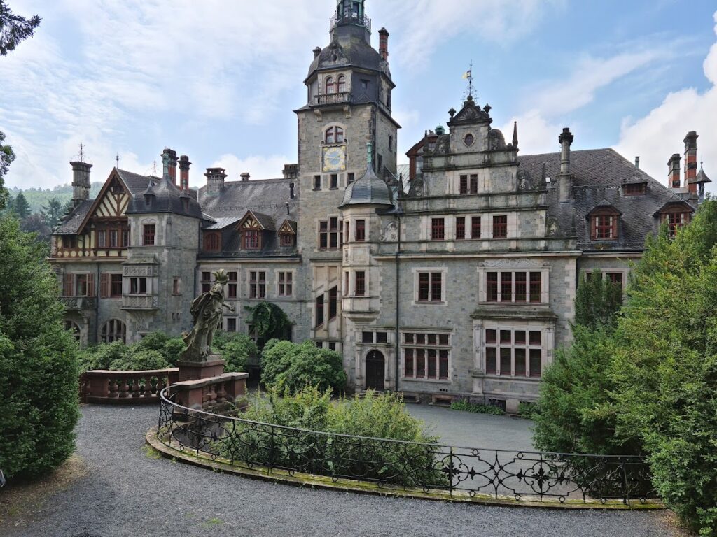 Schloss Ramholz: A Historicist Castle Estate in Germany 2 Schloss Ramholz