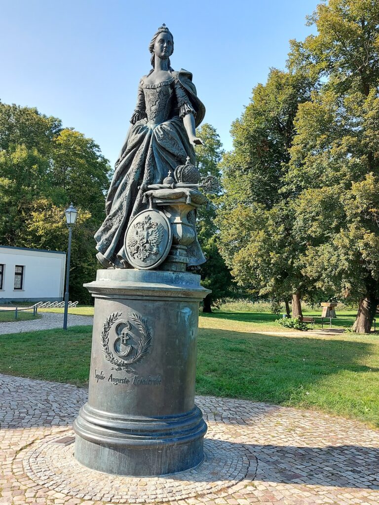 Zerbst Castle: Residence of the Princes of Anhalt-Zerbst 5 Zerbst Castle