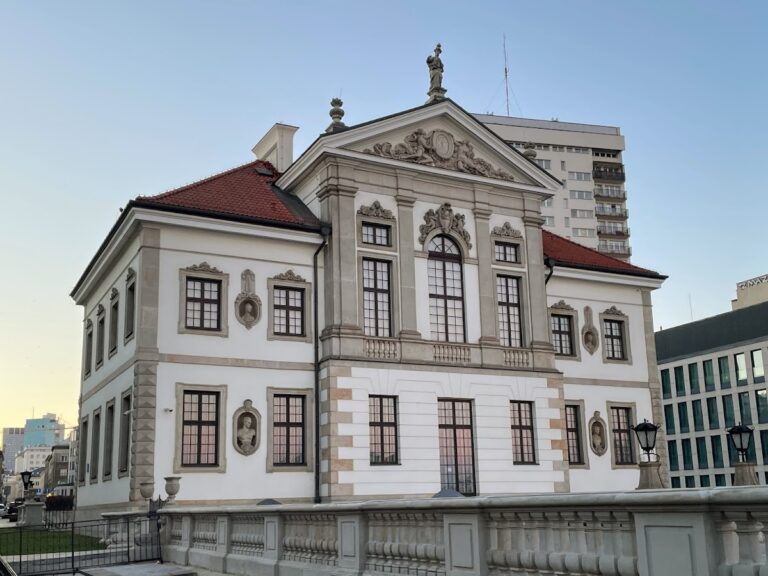 Ostrogski Palace: A Baroque Residence and Chopin Museum in Warsaw