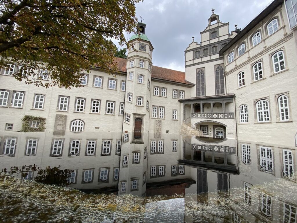 Gifhorn Castle: A Weser Renaissance Fortress and Ducal Residence in Germany 1 Gifhorn Castle