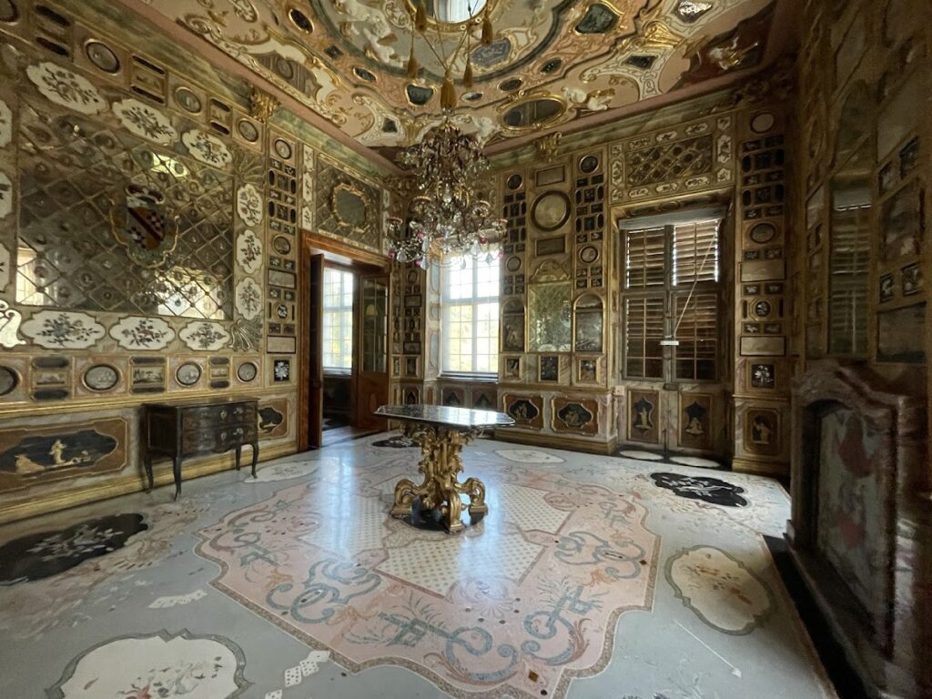 Schloss Favorite: A Baroque Pleasure and Porcelain Palace in Germany 4 Schloss Favorite