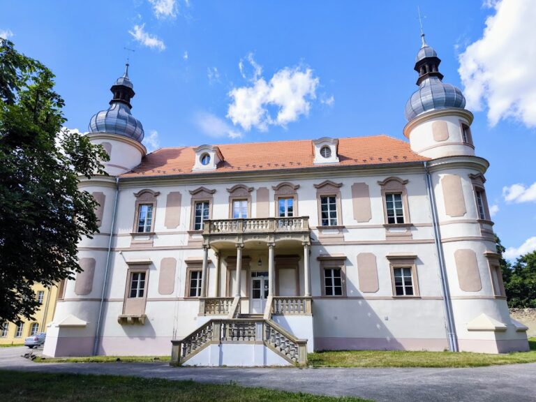 Krásné Březno Castle: A Renaissance Castle Complex in Czechia
