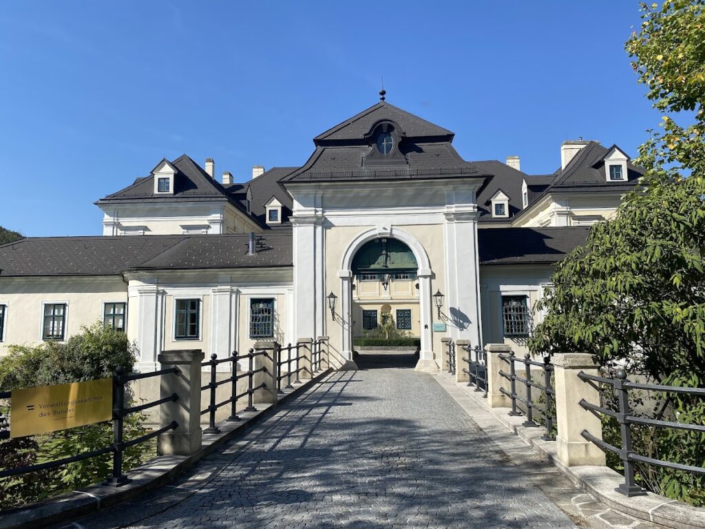 Laudon Palace: A Baroque Moated Residence in Vienna 5 Laudon Palace