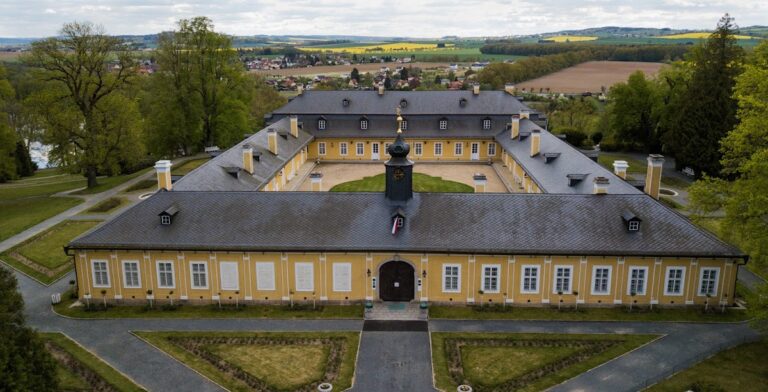 Kozel Castle: A Neoclassical Hunting Castle and Summer Residence in Czechia