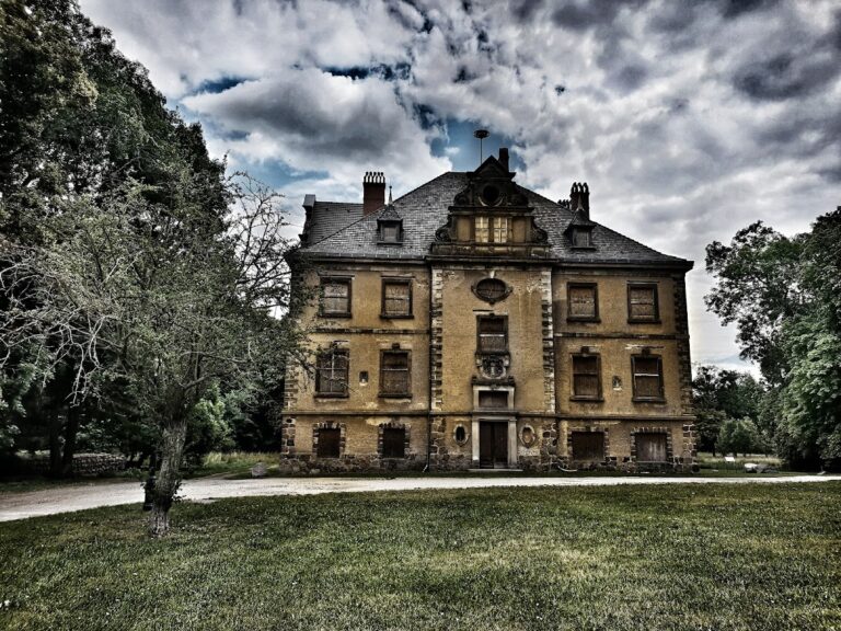 Schloss Baruth/Mark: A Layered Palace Complex in Germany