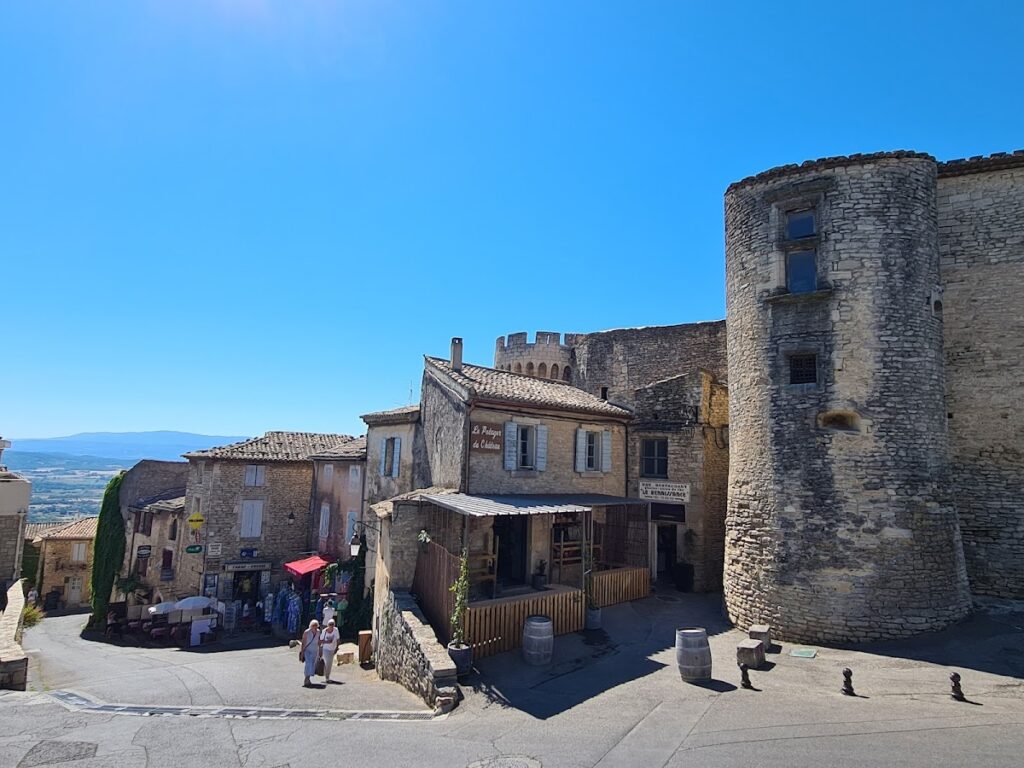 Musée didactique de Gordes: Vasarely Museum in the Château de Gordes 5 Musée didactique de Gordes