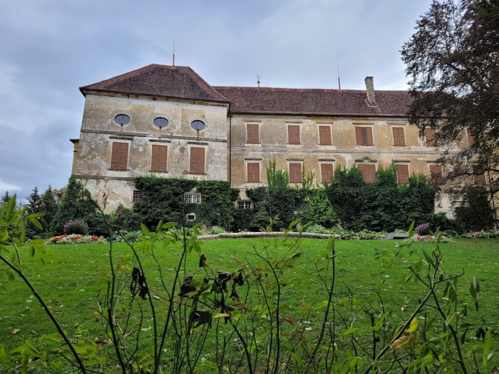 Schloss Hollenegg: A Renaissance Castle Complex in Austria 4 Schloss Hollenegg