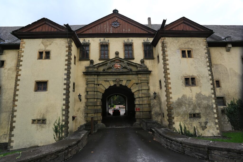 Herdringen Castle: A Tudor Revival Residence and Fürstenberg Estate in Germany 5 Herdringen Castle