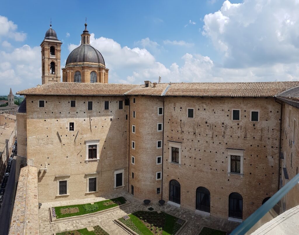 Palazzo Corboli Aquilini: A Historic Palace in Urbino 3 Palazzo Corboli Aquilini