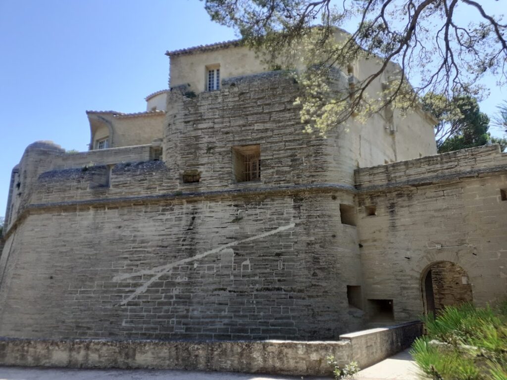 Château de Saumane-de-Vaucluse: A Renaissance Residence in France 3 Château de Saumane-de-Vaucluse