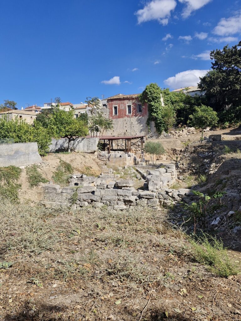 Palace of Archanes: A Minoan Palace and Settlement in Greece 3 Archanes palace