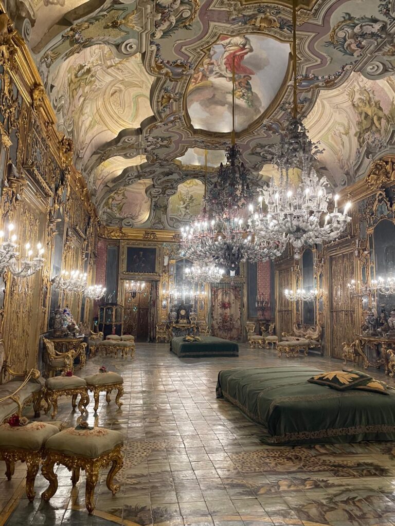 Palazzo Valguarnera-Gangi: An Eighteenth-Century Aristocratic Palace in Palermo 1 Palazzo Valguarnera-Gangi