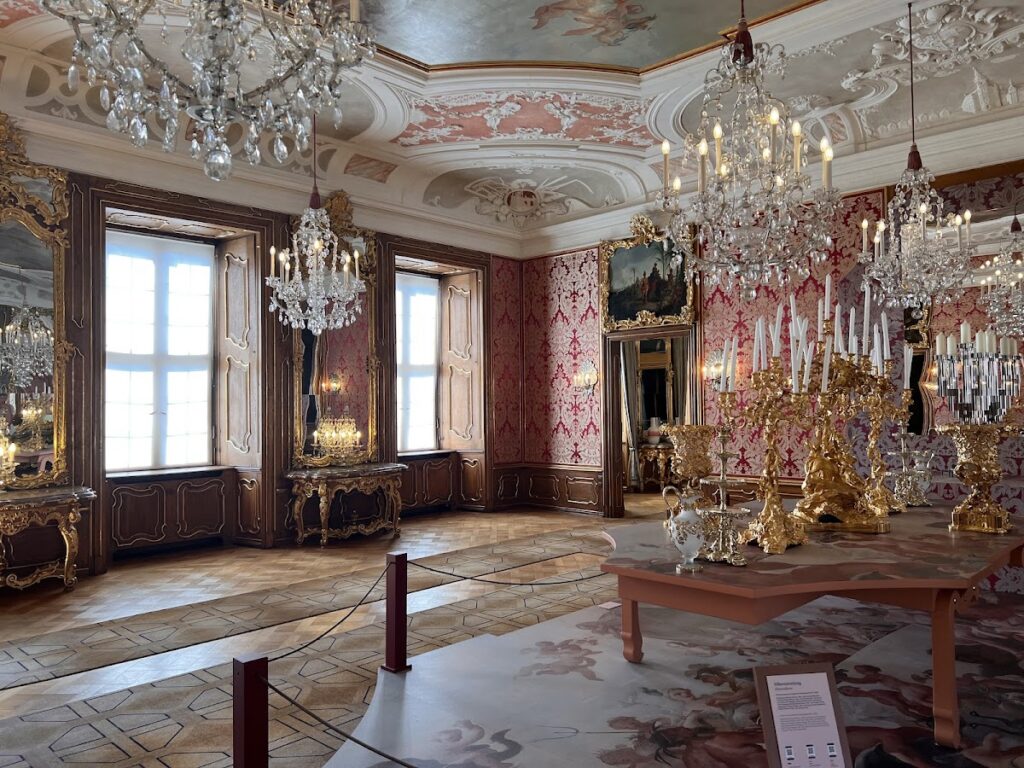 Fulda City Palace: From Fortified Abbey Residence to Baroque Princely Palace 4 Fulda City Palace