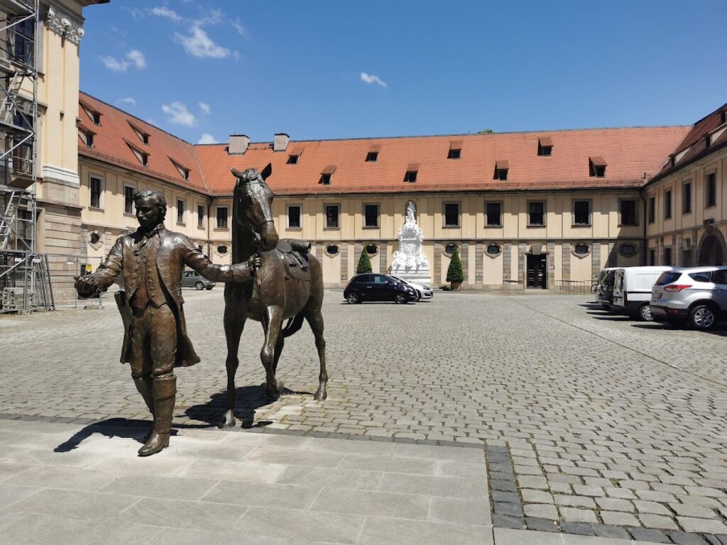 Fulda City Palace: From Fortified Abbey Residence to Baroque Princely Palace 5 Fulda City Palace