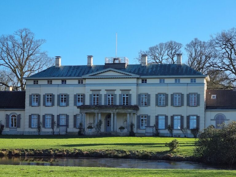 Rastede Castle: A Neoclassical Oldenburg Country Estate in Germany