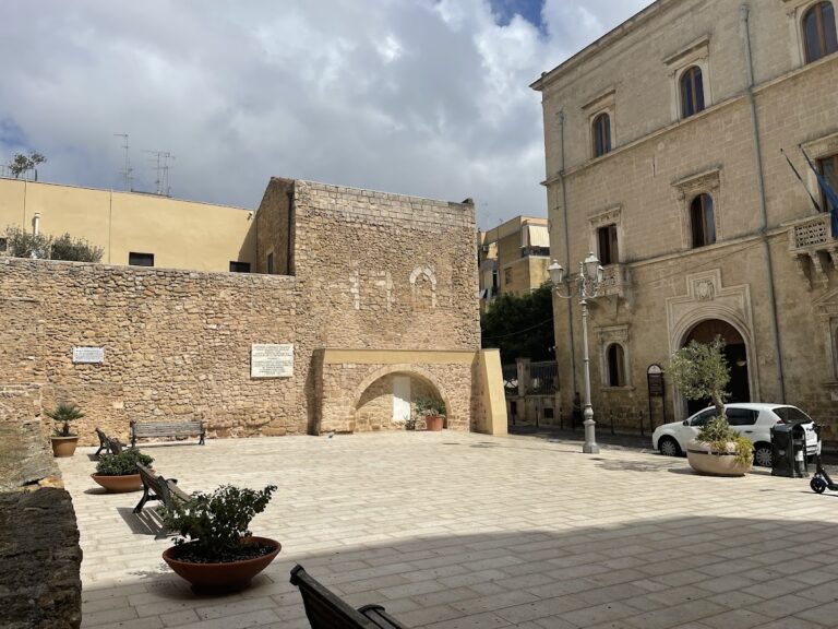 Palazzo Granafei Nervegna: A Renaissance Palace in Brindisi