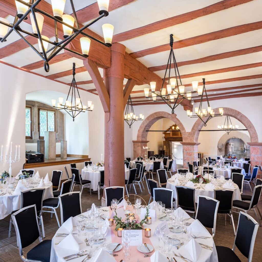 Romrod Castle: A Hessian Water Castle and Administrative Residence 4 Romrod Castle