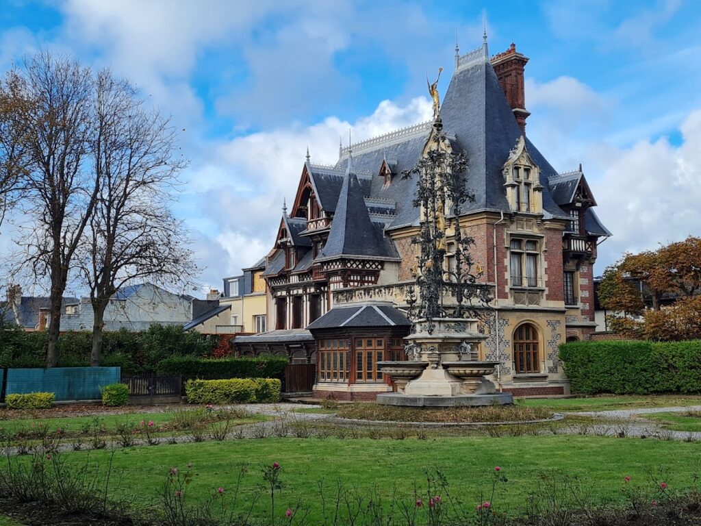 Palais Bénédictine: A Historic Liqueur Distillery and Museum in Fécamp 4 Palais Bénédictine