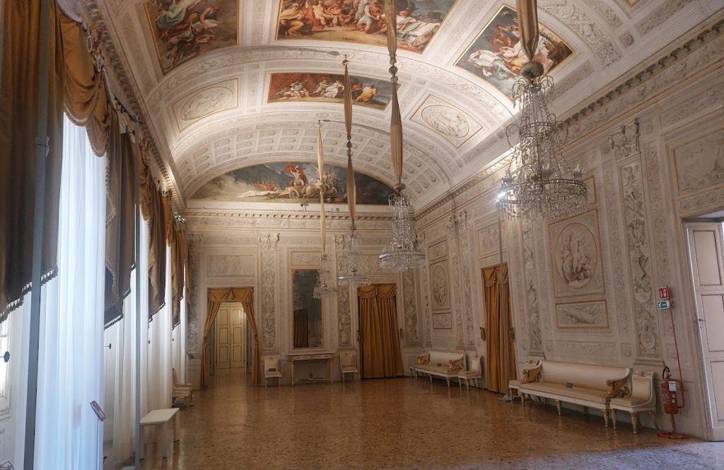 Palazzo Milzetti: A Neoclassical Palace and House Museum in Faenza 5 Palazzo Milzetti