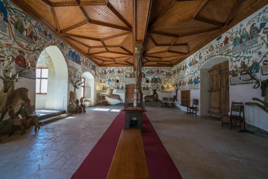 Tratzberg Castle: A Late-Medieval and Renaissance Castle in Austria 3 Tratzberg Castle