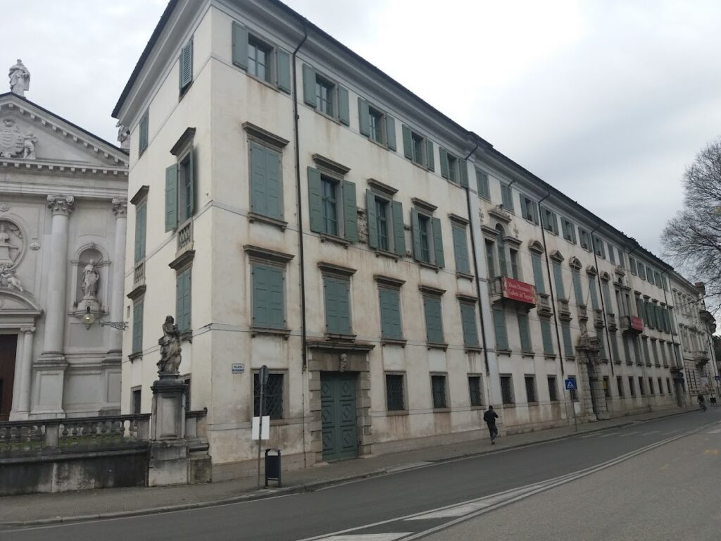Palazzo Tinghi: A Historic Renaissance Palace in Udine 2 Palazzo Tinghi