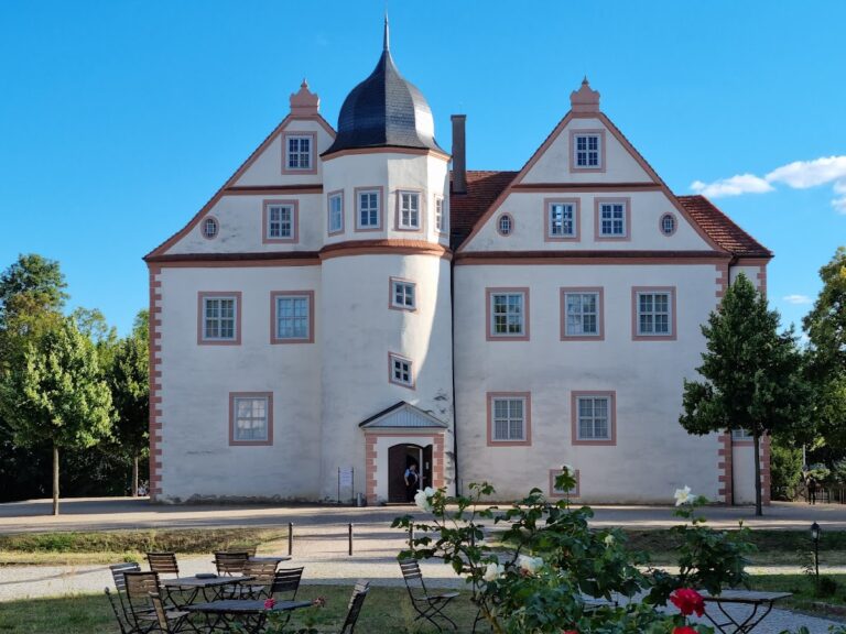 Schloss Königs Wusterhausen: A Royal Hunting Residence in Germany