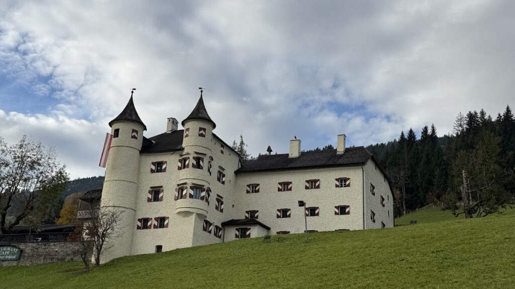 Weitmoserschlössl: A Late Gothic Manor in Bad Hofgastein, Austria 2 Weitmoserschlössl