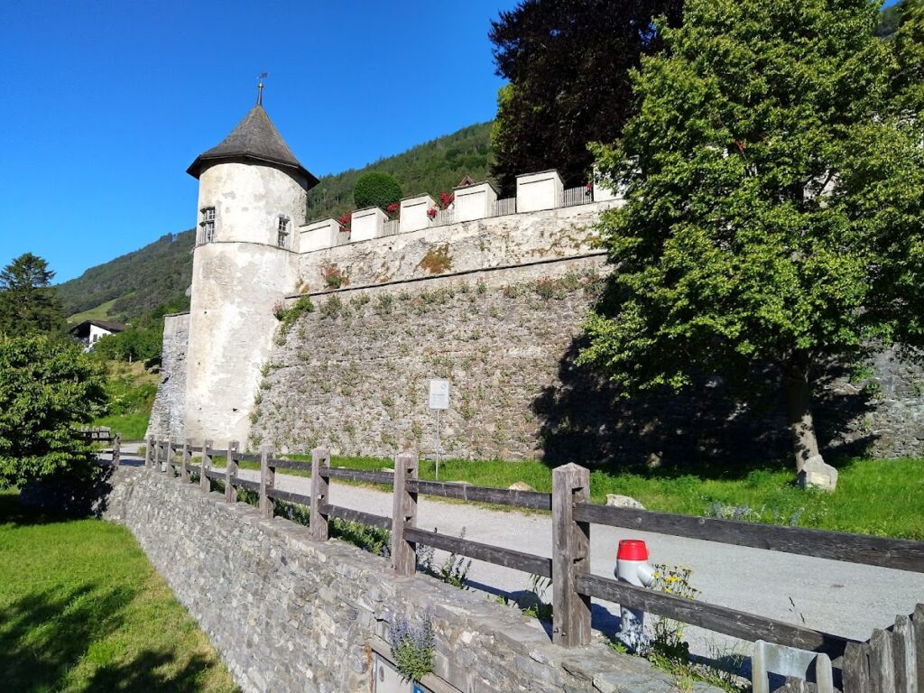 Haldenstein Castle: A Renaissance Palace in Switzerland 1 Haldenstein Castle