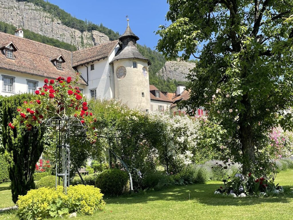 Haldenstein Castle: A Renaissance Palace in Switzerland 2 Haldenstein Castle