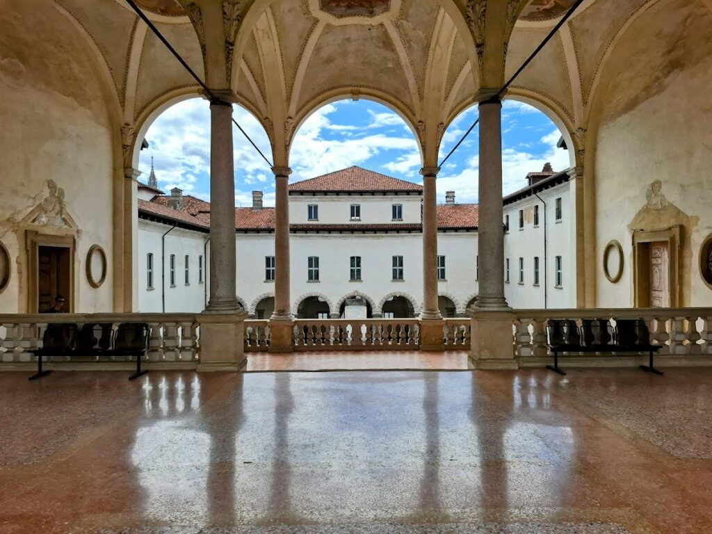 Palazzo Arese Borromeo: A Noble Residence in Cesano Maderno, Italy 5 Palazzo Arese Borromeo