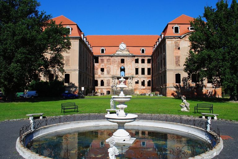 Brühl Palace in Brody: A Baroque-Rococo Noble Residence in Poland