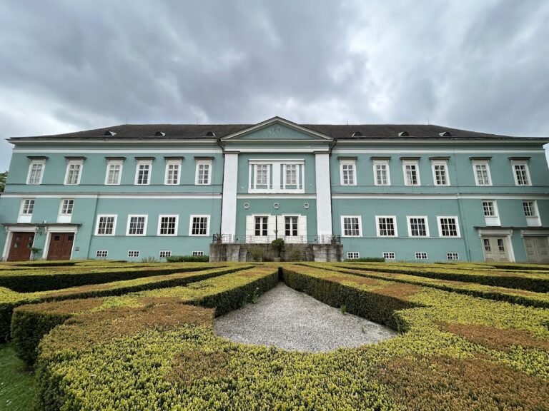 Zámek Dačice: Renaissance Castle and City Museum in Dačice