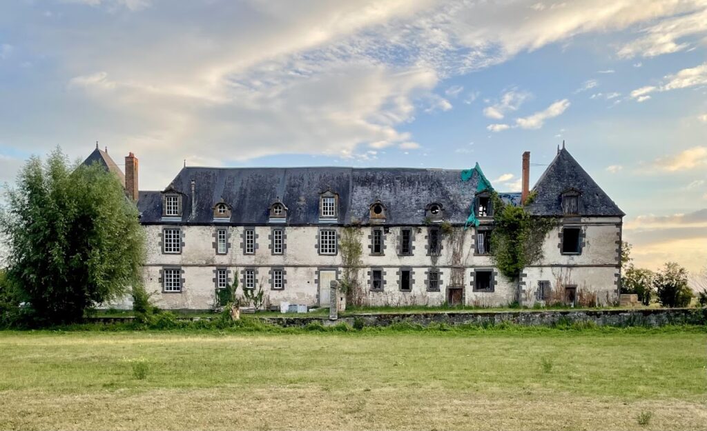 Château d'Effiat: A Seventeenth-Century Classical Estate in France 2 Château d'Effiat