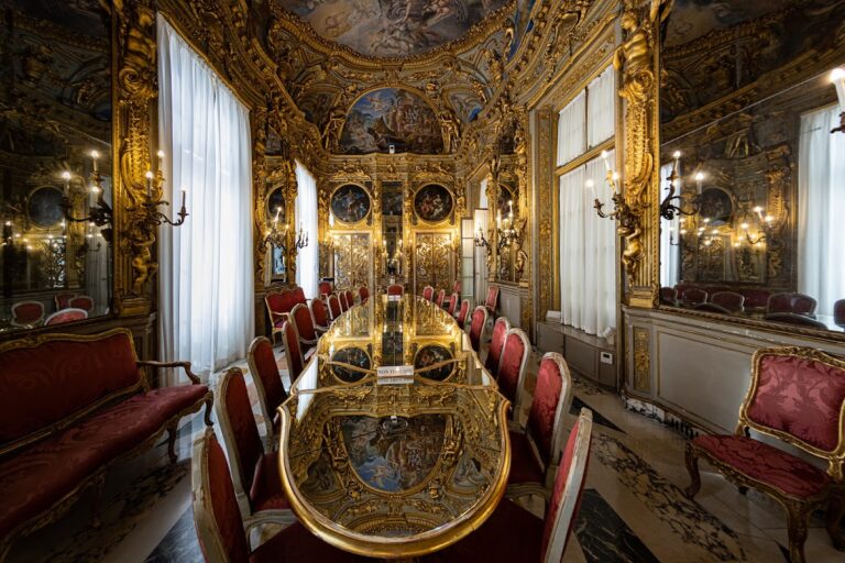 Palazzo Carrega-Cataldi: Genoese Renaissance Palace and Chamber of Commerce