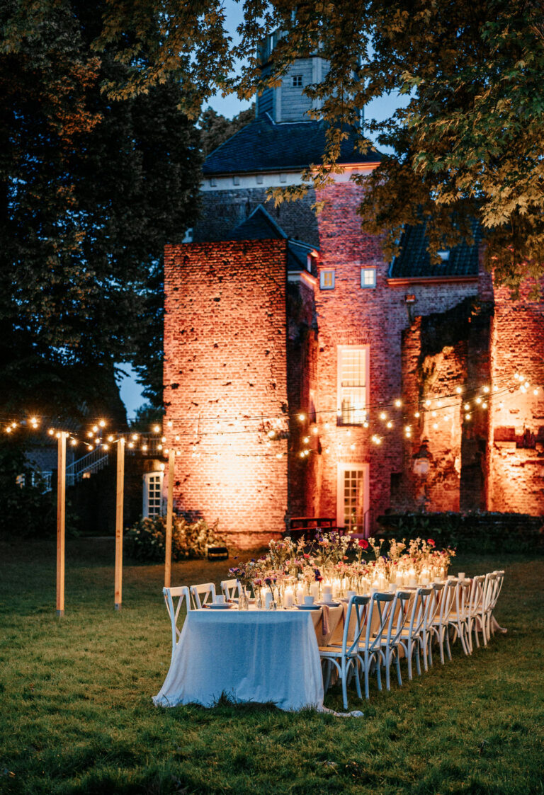 Hertefeld Castle: A Historic Castle Estate in Germany