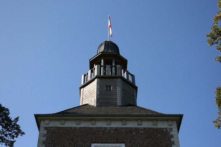 Hertefeld Castle: A Historic Castle Estate in Germany