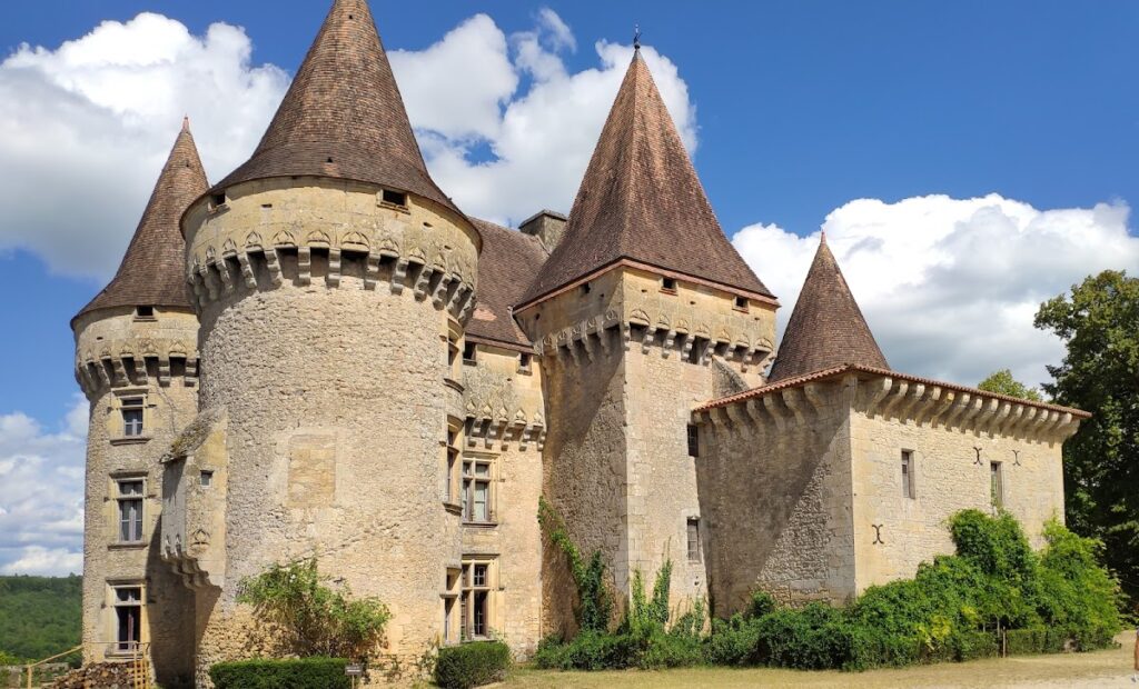 Château de Marzac: A Fifteenth-Century Castle in Tursac, France 1 Château de Marzac