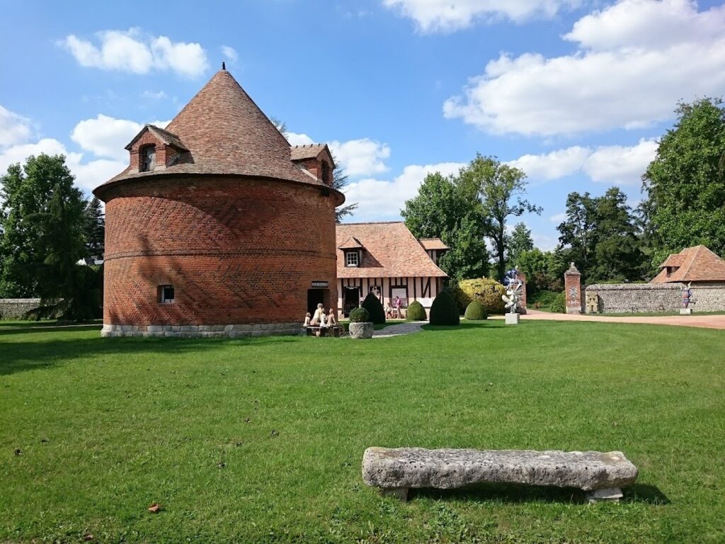 Château de Vascœuil: A Historic Residence and Cultural Centre in France 3 château de Vascœuil