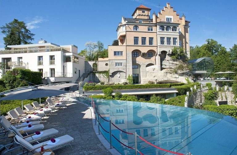 Schloss Mönchstein: A Historicist Castle and Hotel in Salzburg