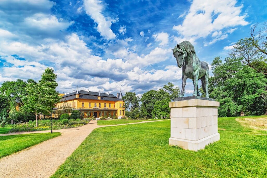 Slatiňany Castle: A Renaissance Aristocratic Residence and Hippological Museum in Czechia 1 Slatiňany Castle
