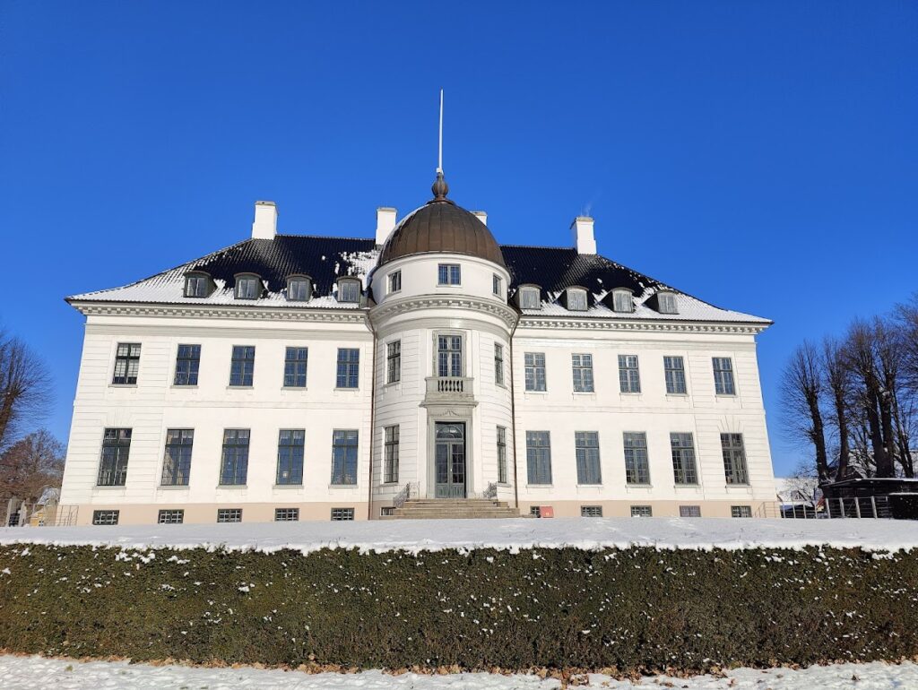 Bernstorff Palace: A Neoclassical Country House in Denmark 1 Bernstorff Palace
