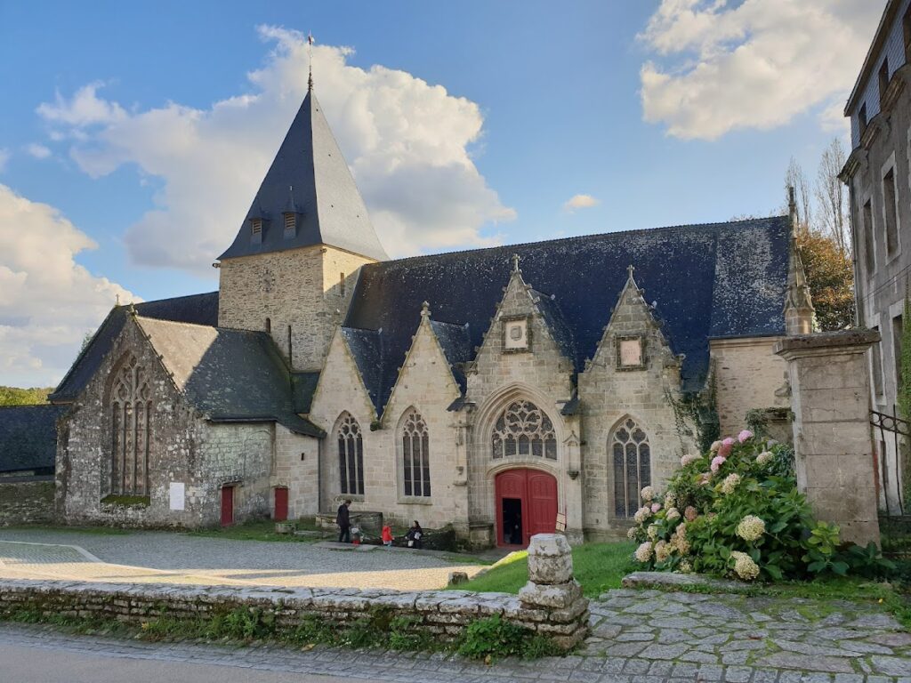 Château de Rochefort-en-Terre: A Medieval Fortress Recast as a Neo-Gothic Manor 5 Château de Rochefort-en-Terre
