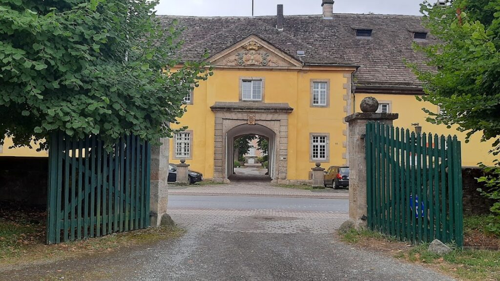 Schloss Rheder: A Baroque Castle Complex and Landscape Garden in Germany 2 Schloss Rheder