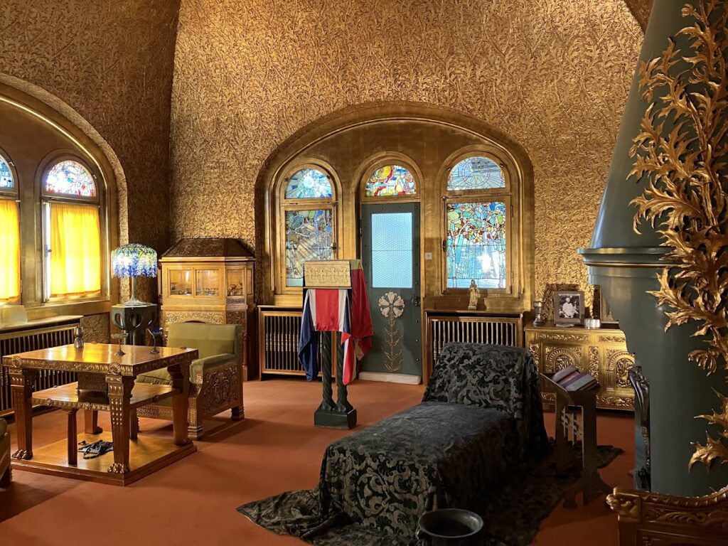 Pelișor Castle: A Royal Art Nouveau Residence in Romania 4 Pelișor Castle