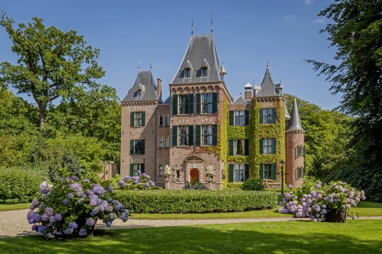 Castle Keukenhof: A Historic Country Estate in the Netherlands