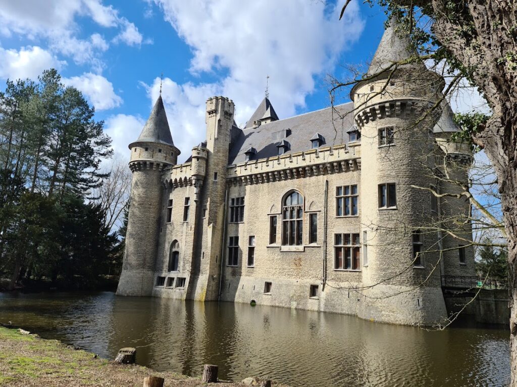 Castle of Zellaer: A Neo-Gothic Water Castle in Belgium 2 Castle of Zellaer