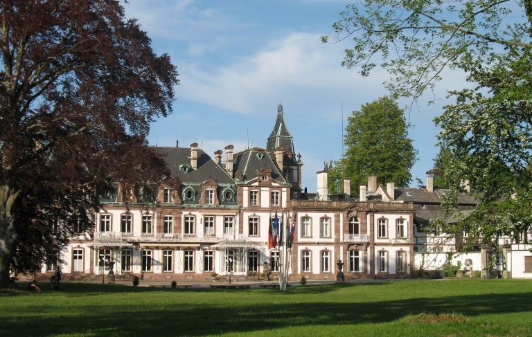 Château de Pourtalès: A Historic Manor and Cultural Estate in Strasbourg