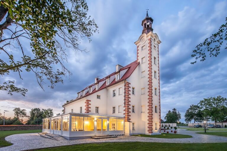 Palace in Łagów: A Renaissance Estate Residence in Poland