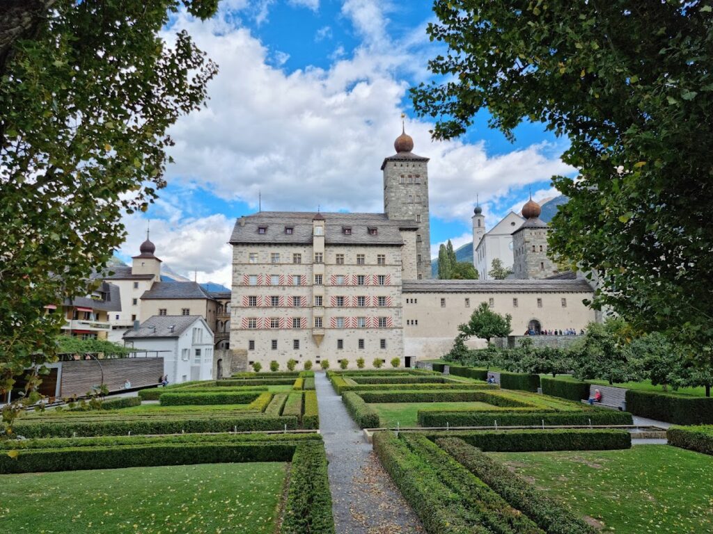 Old and New Stockalper Palace: A Baroque Trading and Residential Complex in Switzerland 1 Old and New Stockalper Palace