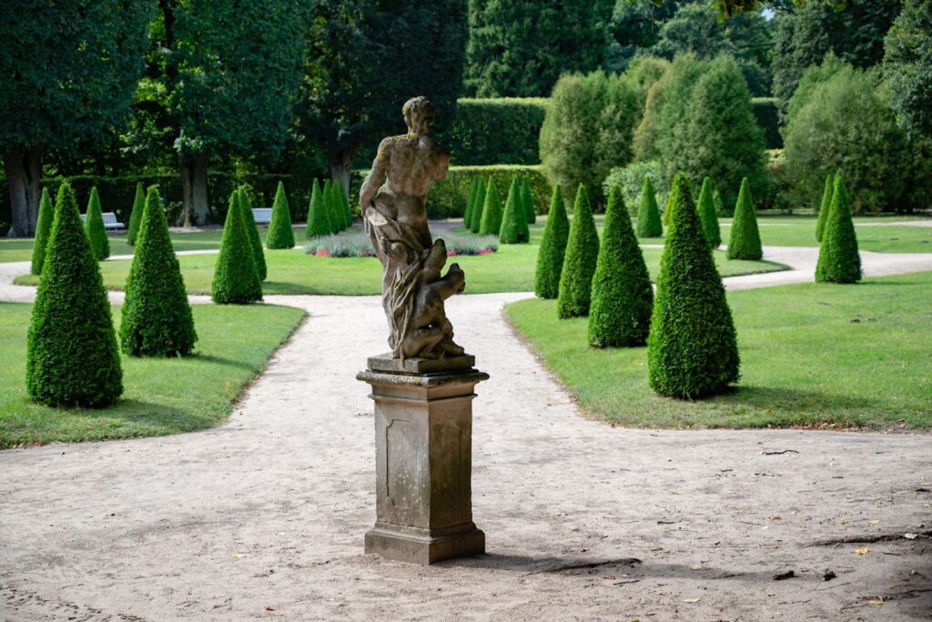 Raczyński Palace in Rogalin: A Late-Baroque Aristocratic Residence in Poland 5 Raczyński Palace in Rogalin